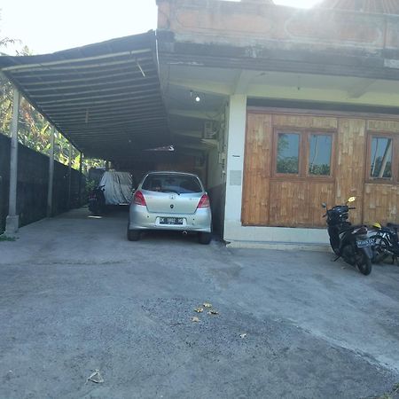 Pondok Diana Arta Jasri Luaran gambar