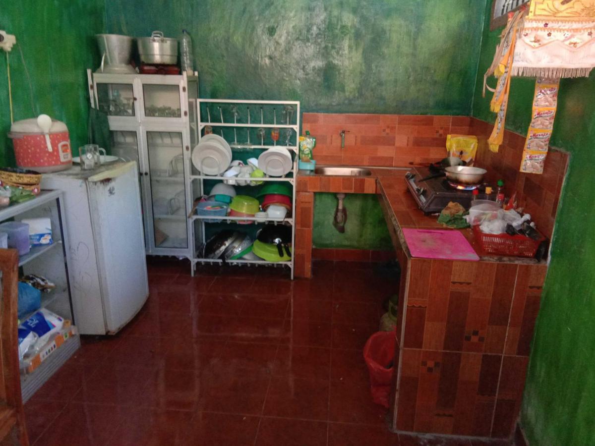 Pondok Diana Arta Jasri Luaran gambar
