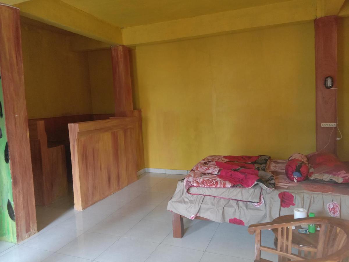 Pondok Diana Arta Jasri Luaran gambar